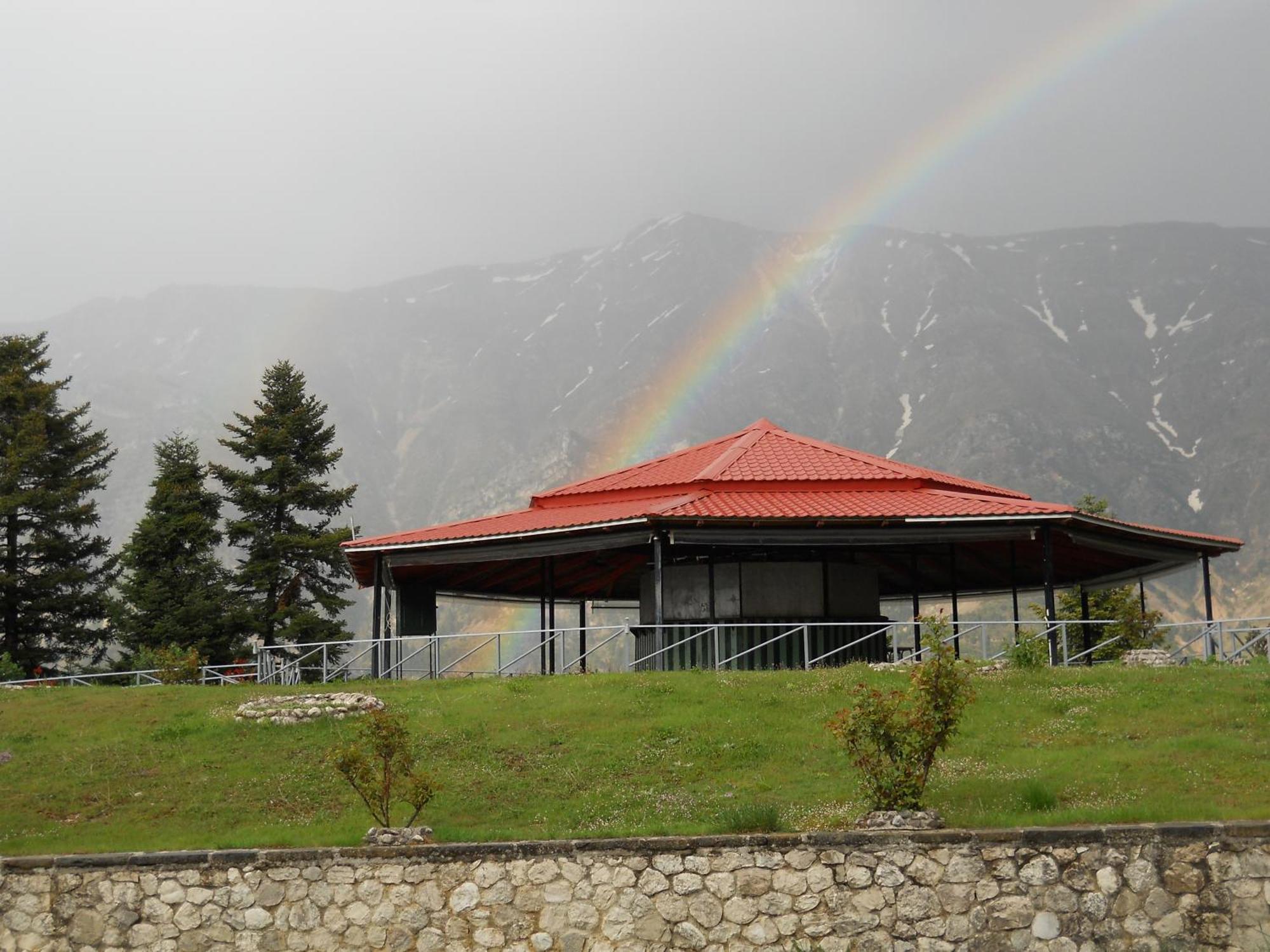 Hotel Tzoumerka Pramanta Buitenkant foto